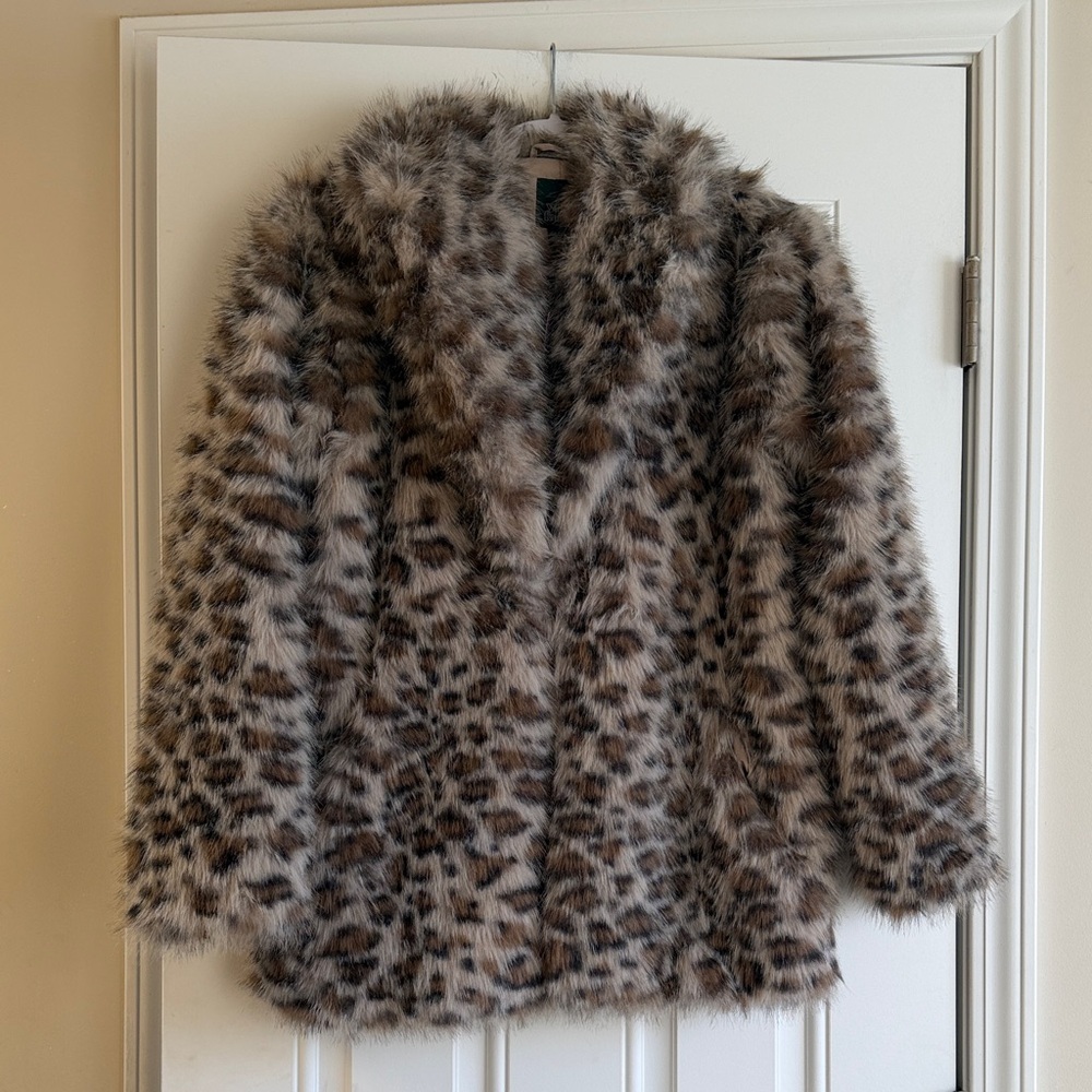 NWT Wild Fable Faux Fur Coat with Brown Accents